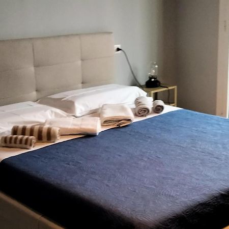 Casavacanzacentrale Privato Apartment Bologna Bagian luar foto