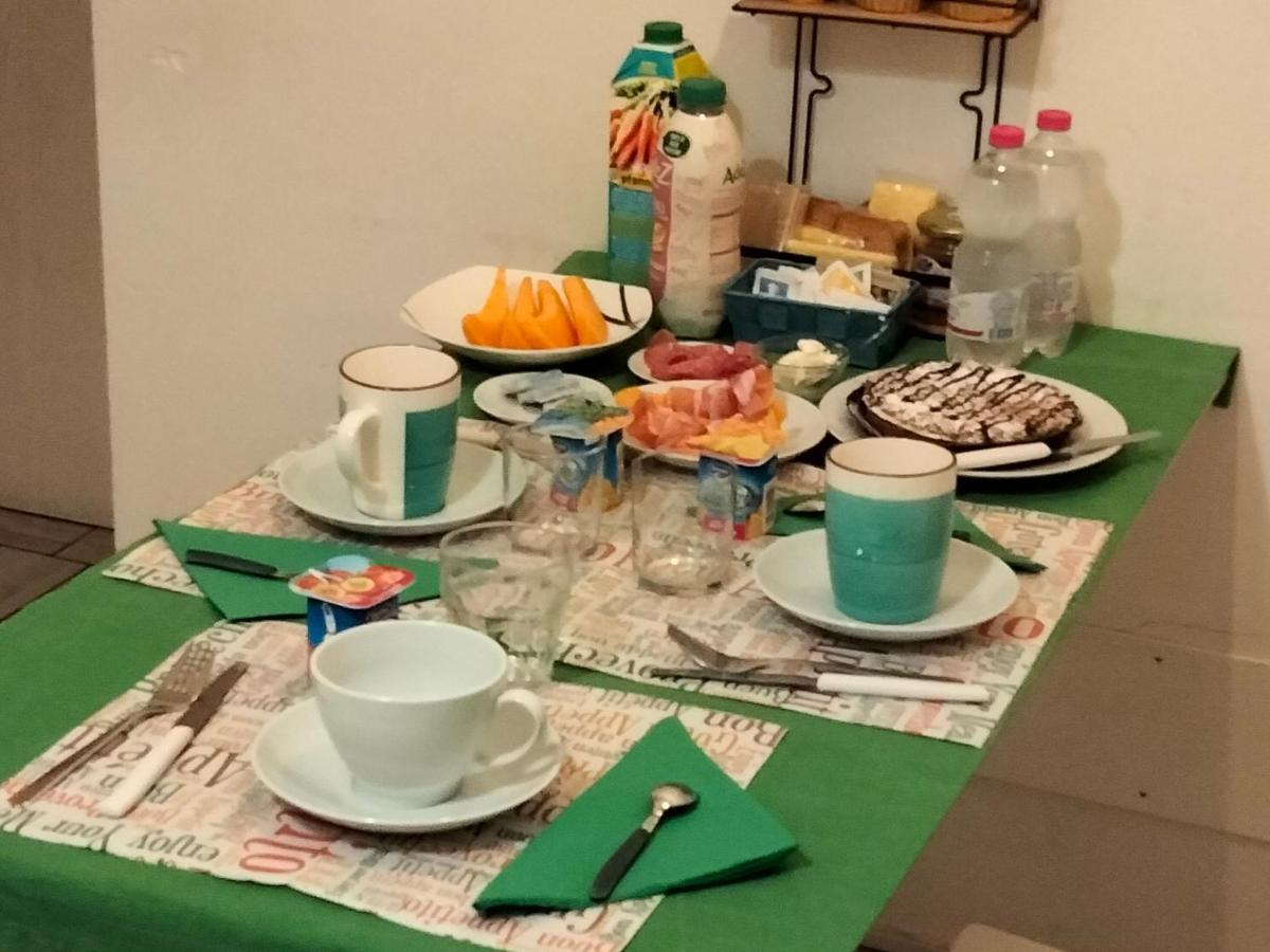 Casavacanzacentrale Privato Apartment Bologna Bagian luar foto