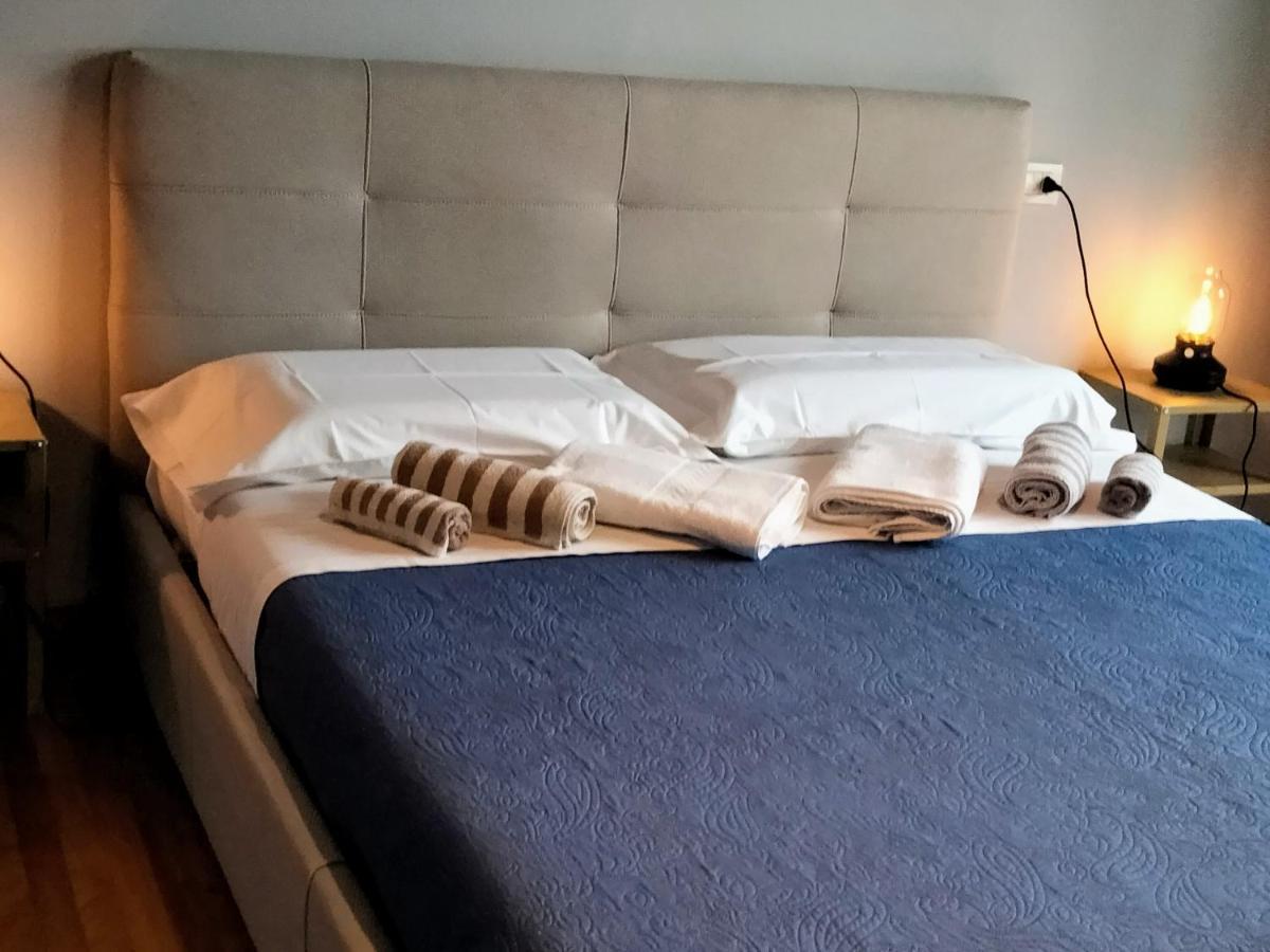 Casavacanzacentrale Privato Apartment Bologna Bagian luar foto